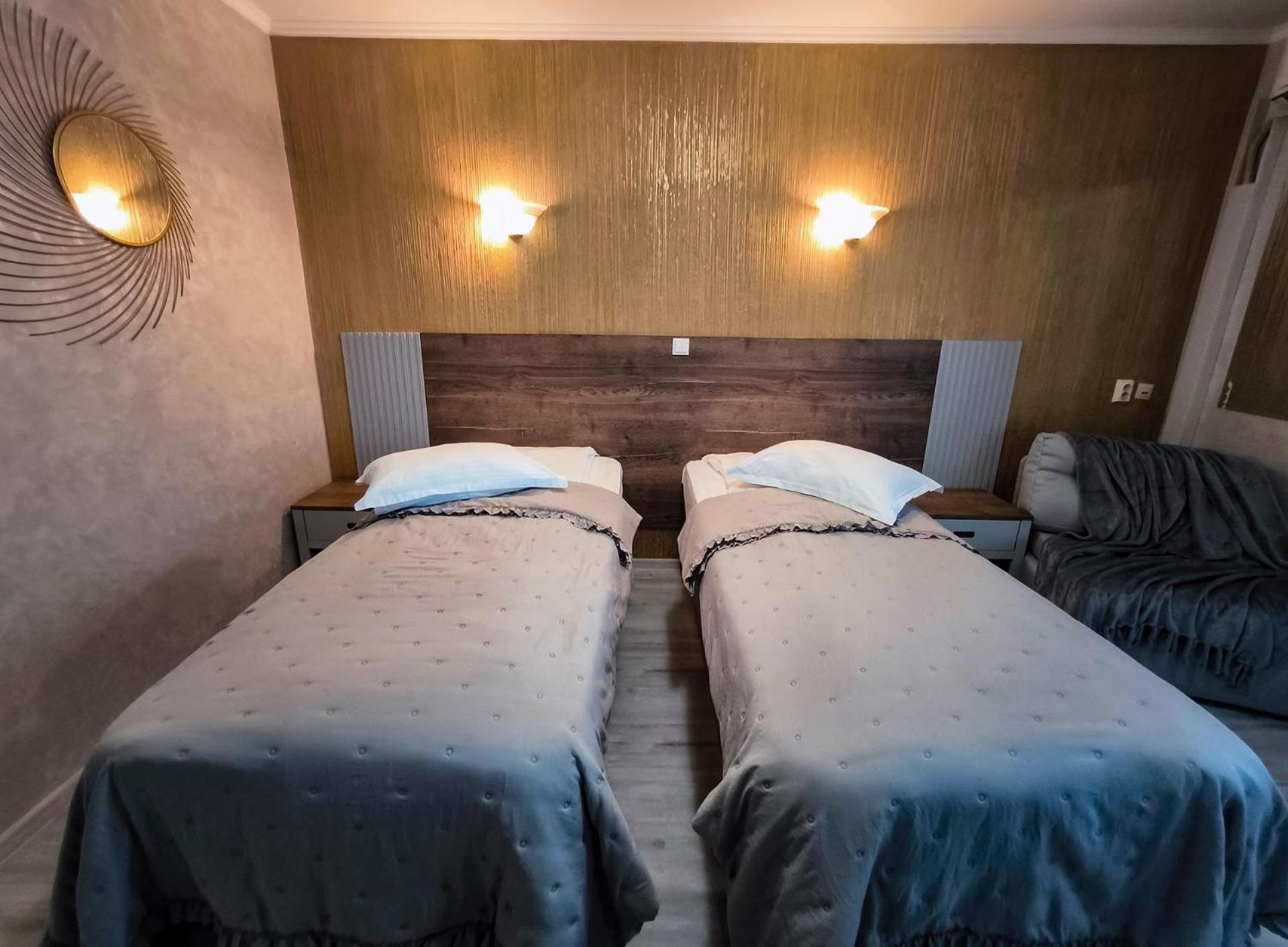 Hotel Dorobanti Яссы Экстерьер фото
