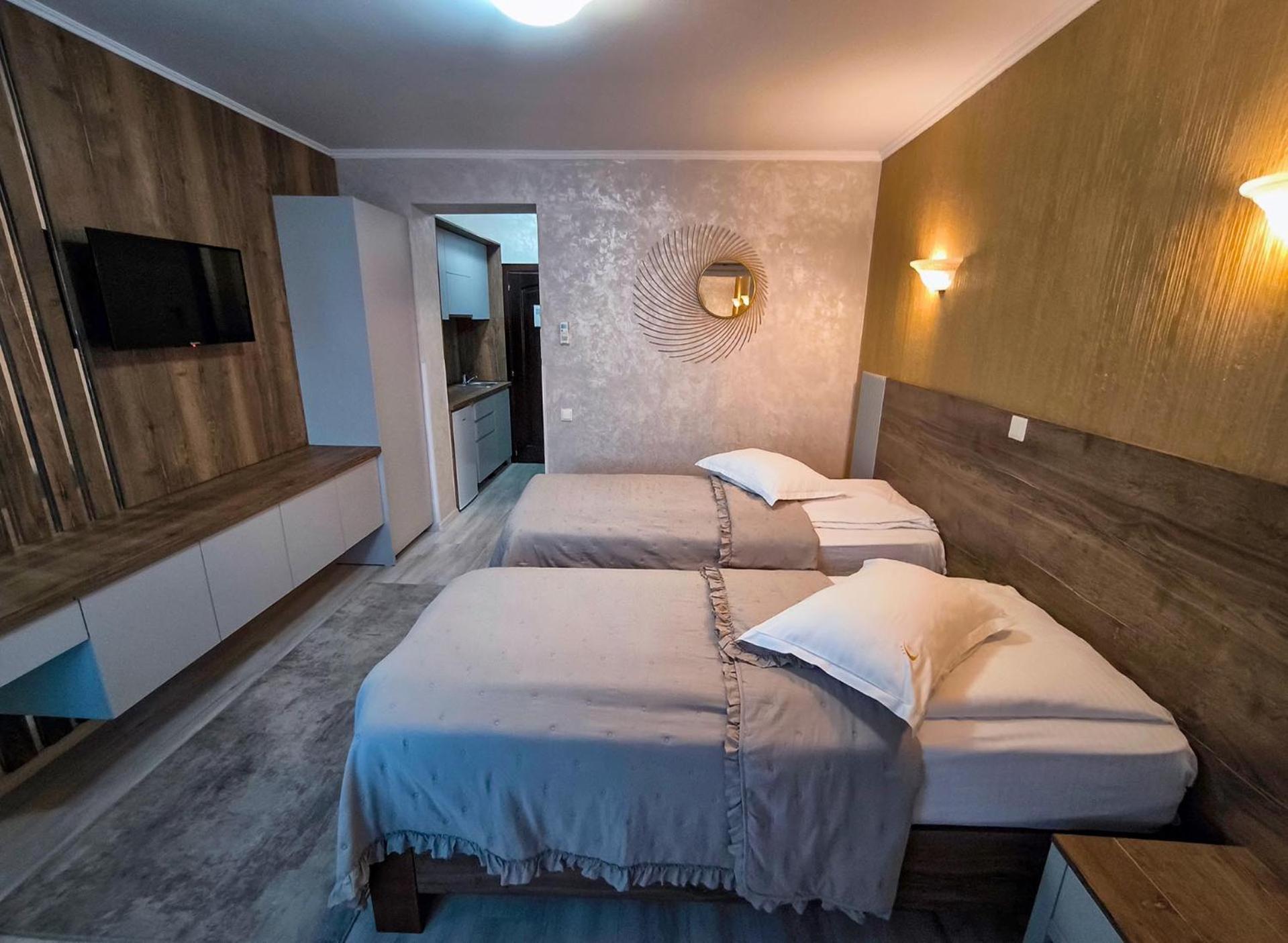 Hotel Dorobanti Яссы Экстерьер фото